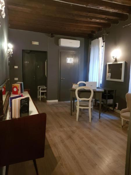 Casa Fornaretto Ξενοδοχείο Βενετία Εξωτερικό φωτογραφία